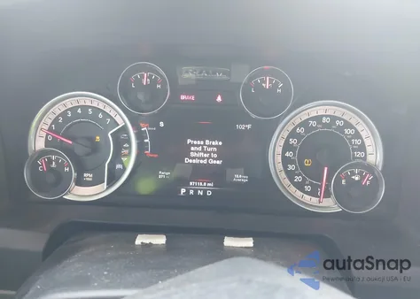 2013 Ram 1500 Big Horn z USA, uszkodzony, nr VIN 1C6RR7GT4DS710333